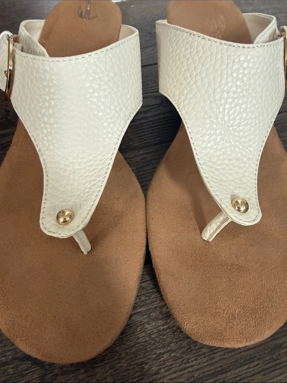 Aerosoles Flow Down Women's Wedge Thong Sandals with Buckle Ivory Gold 7.5